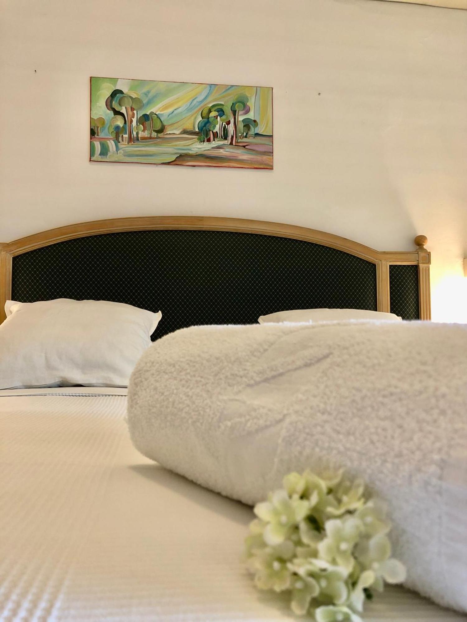 Hotel Pinocchio Cattolica Esterno foto