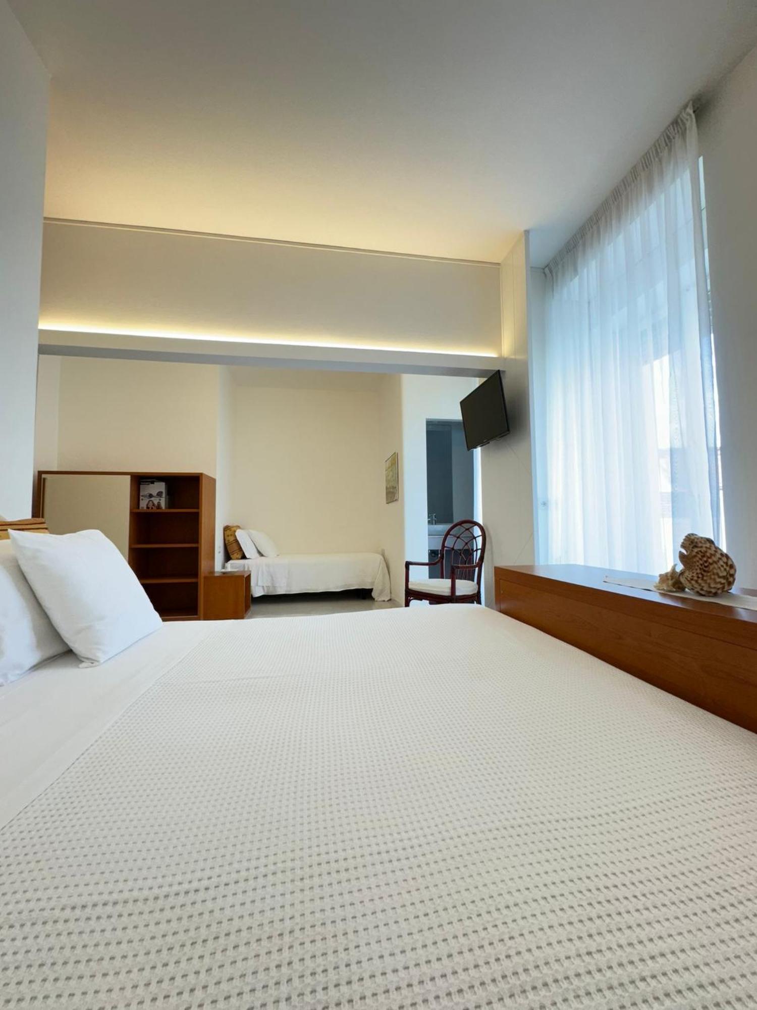 Hotel Pinocchio Cattolica Camera foto